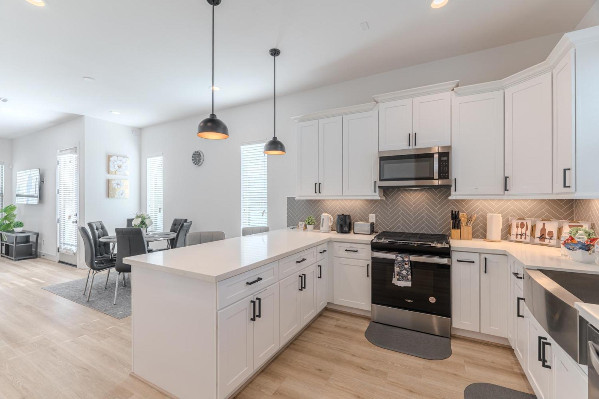 Luxury Charming 3Br 3Bath Free Wi-Fi 8 Guests, Gated Home, Houston Downtown エクステリア 写真