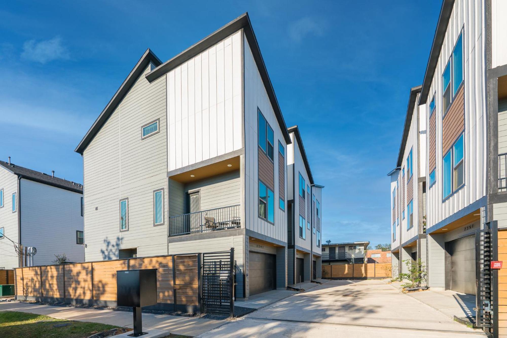Luxury Charming 3Br 3Bath Free Wi-Fi 8 Guests, Gated Home, Houston Downtown エクステリア 写真